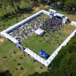 風和日麗的週末時光，中央大學學生自主籌辦的「卡卡音樂祭」，一連兩天在中央大學校園熱血登場。照片主辦單位提供