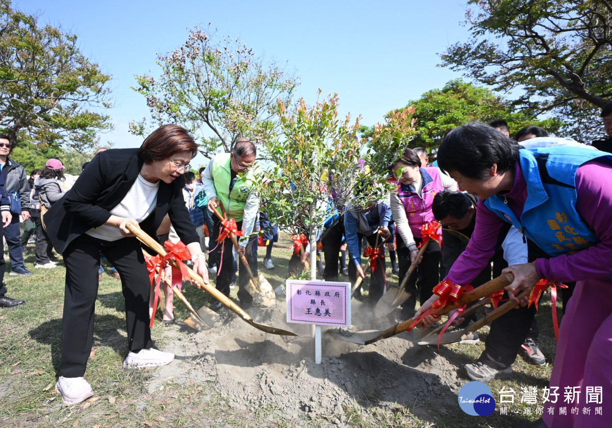 3年提供30萬株苗木，彰化植樹節為土地種下希望。圖／彰化縣政府提供