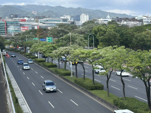 （圖／台北市府工務局公園路燈工程管理處）