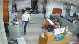 自動體外心臟電擊去顫器（AED）搶命。