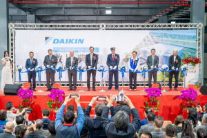 桃園市長張善政出席「和泰大金空調沙崙物流中心啟用典禮」。