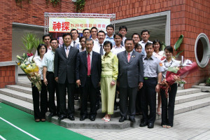 李昌鈺博士至彰化縣警察局辦理演講暨粉絲相見歡簽書會。（圖/彰縣警察局提供)