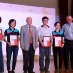 五育高中表揚資深教職員工。（記者扶小萍攝）