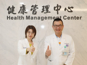 健康中心醫師。林重鎣