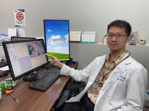 醫生說明。林重鎣