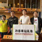 市議員黃守達(右2)等人針對台中車站街友亂象聯合質詢。