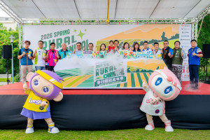 桃園市長張善政出席「 春日田園嘉年華」。