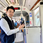 市民限定乘車碼推出後，市民持手機掃碼搭乘公車即享雙十公車優惠