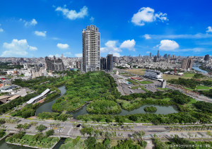 「中都濕地公園」被譽為高雄都會桃花源，占地高達約12.6公頃，生態景觀豐富，更讓中都重劃區成為居住的黃金地段。圖/全誠建設
