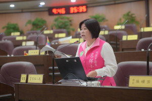 針對八德交通建設，桃園市議員呂林小鳳於總質詢中建議市府加速完成。