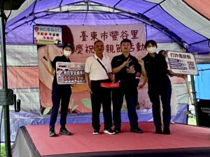 母親節送上安全禮　臺東警進社區伴長者學防詐