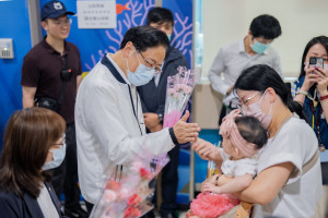 張市長提前向所有辛勞的母親獻上祝福。