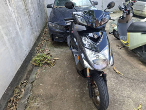 違規少年助無牌車脫逃，蘆竹警強力圍捕連開7單。
