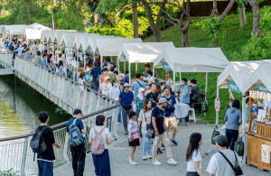 新竹市青草湖復刻活動首週吸引萬人來訪。