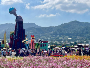 台中特色活動由「台中國際花毯節」勝出