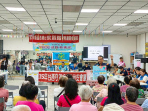 為強化居民對治安的認識與警覺心，臺西警舉辦「社區治安座談會」／警方提供