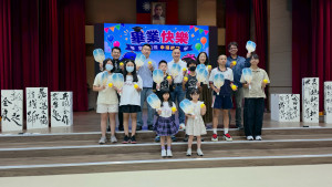 寶山鄉公所特別準備匹克球拍組作為畢業賀禮，贈送全鄉150位中小學及幼兒園畢業生。