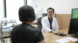 超加工食品成健康隱憂，年輕人大腸癌病例增。圖／秀傳提供