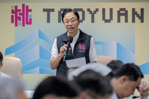 桃園市長張善政強調強化防汛整備及水利建設，提升城市韌性降低水患影響。
