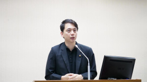 （圖／翻攝牛煦庭臉書）