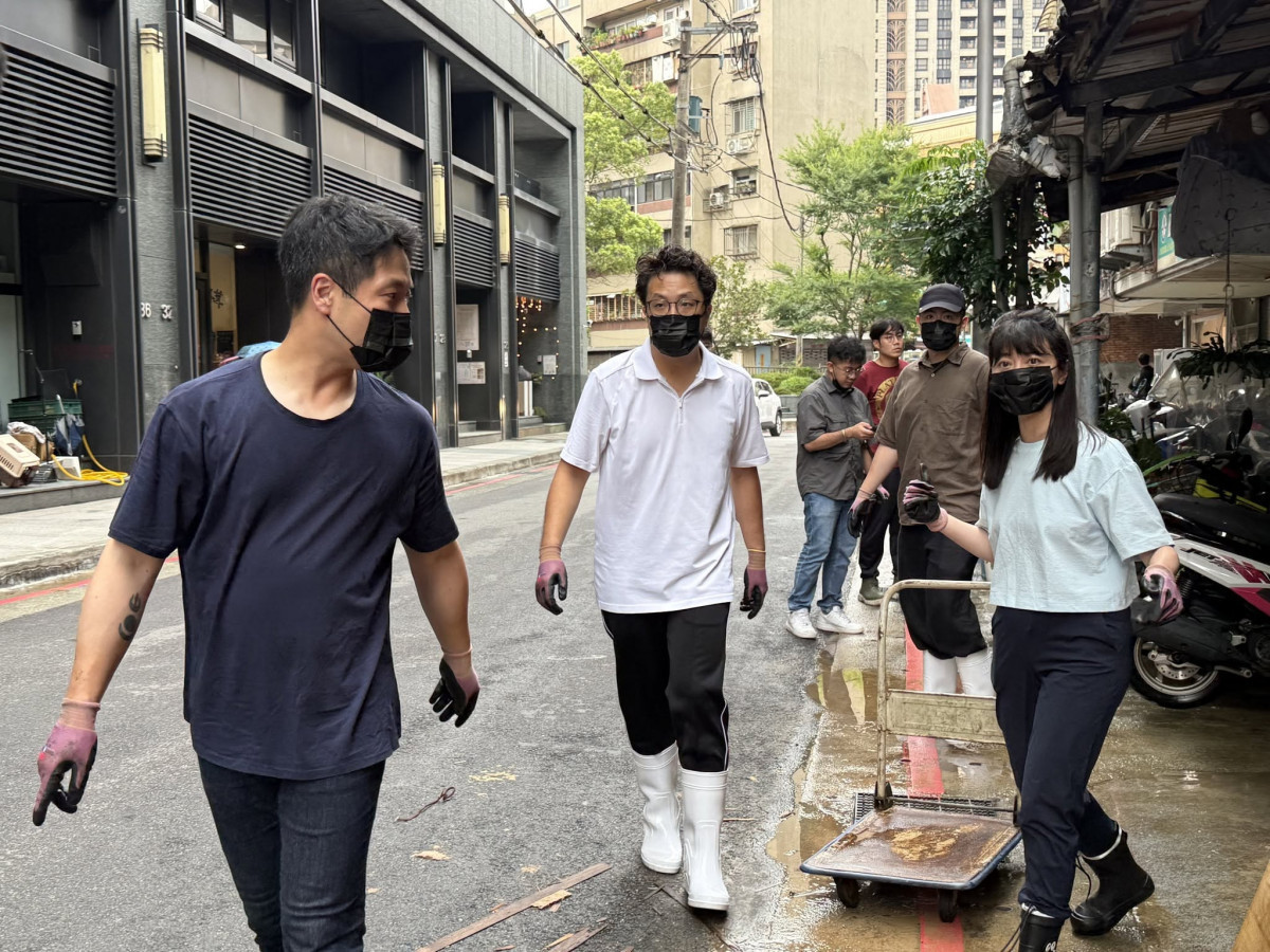 （圖／沈伯洋臉書）