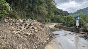 鄉縣道除颱風前已公告預警性封閉的竹67線2K及竹37-1線3K處外，其餘鄉縣道已全部恢復通行。