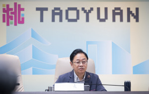 張市長主持市政會議。