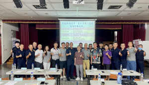 城隍神尊遶境警民共協力維護秩序。（南投分局提供）