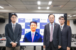 桃園市長張善政與日本千葉縣知事熊谷俊人進行「桃園－千葉締盟十週年」線上紀念活動。
