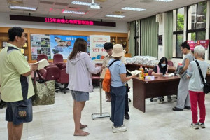 蘆竹區公所攜手民間慈善團體，共同舉辦「115年度暖心物資發放活動」。
