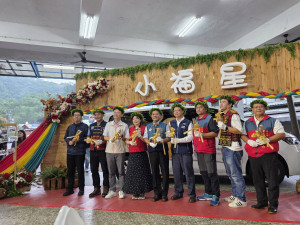 民間協力幸福巴士　來義鄉獲贈小巴1輛