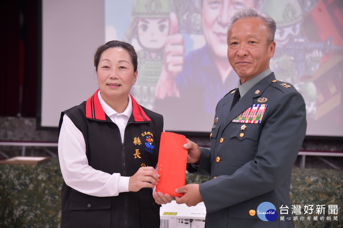 九三軍人節敬軍活動　徐榛蔚感謝國軍保家衛國