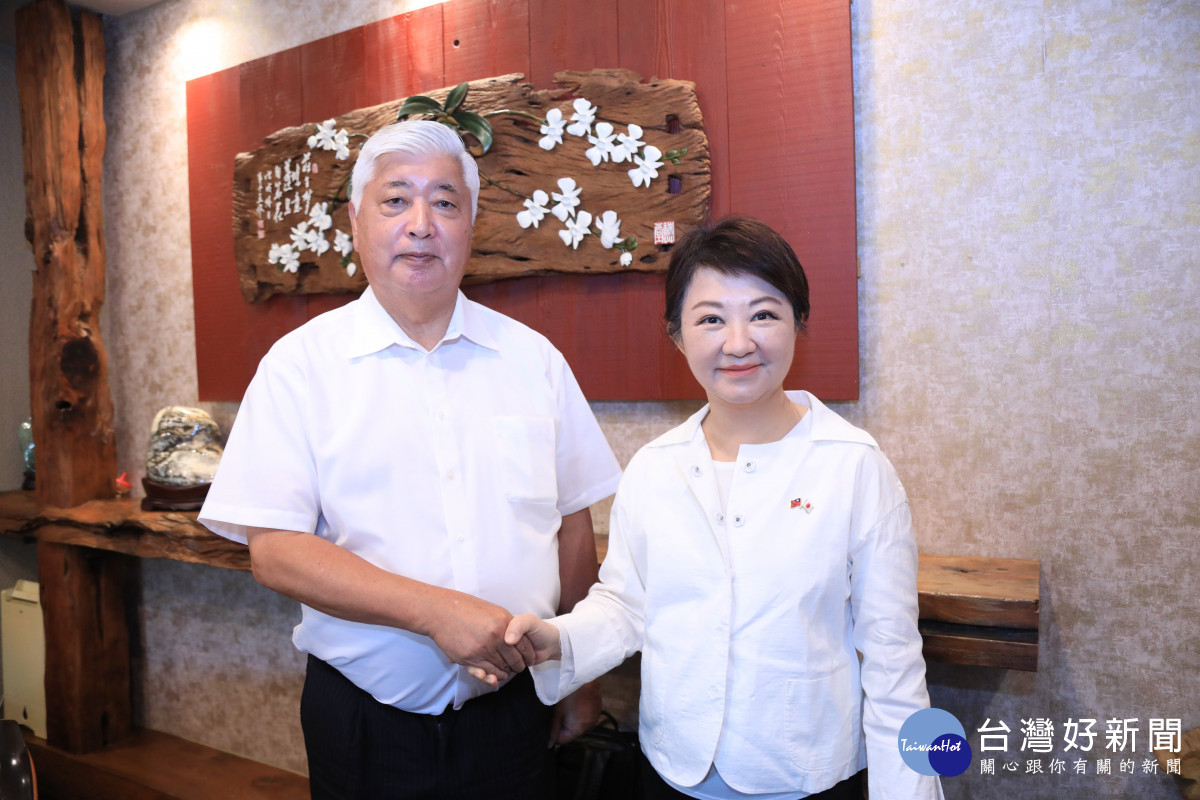 日本前防衛大臣中谷元眾議員訪台中盧市長盼深化台日安全夥伴關係
