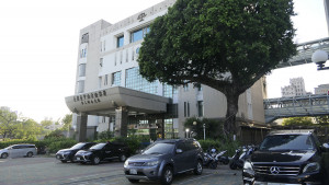 影片驚見持槍射擊還嗆聲恐嚇　台中男遭逮檢方聲押。（圖/陳招宗 攝）