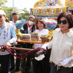 為慶祝嘉邑保南境福德正神廟肇基300週年，笨港口港口宮等17間嘉義在地宮廟，今（18）日起展開為期兩天的遶境祈福活動／嘉義市府提供