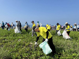 響應國際淨灘日　屏東500人公私協力守護海岸