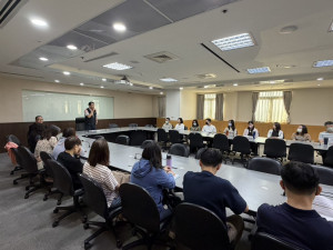 民政局主任秘書蔡世志開場。