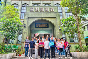 國際貴賓參訪龍岡清真寺，認識桃園穆斯林文化與龍岡多元文化特色。