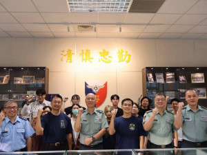 玄奘大學師生參訪軍法史蹟館。