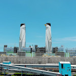 台中電廠新燃氣一期機組煙囪特別融入在地「小燕鷗」昂首起飛造型彩繪。（圖／資料照片，圖源：台灣電力公司提供）