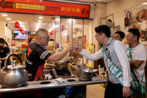 莊競程首場「新竹大競走」晚間展開。