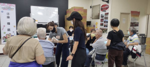 桃園市政府衛生局於九九重陽節，排定全市共有14處社區接種站，呼籲未接種的長輩把握時間前往接種。