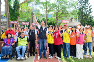 市府鼓勵身心障礙朋友走出戶外、參與社會，展現活力與自信。