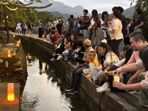 「龍神山水祭」五行祈福紙船活動。