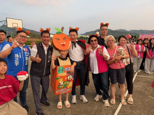 草湖溪畔萬聖節派對。林重鎣