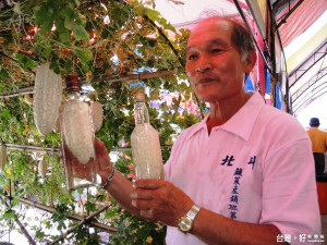 北斗鎮農特產品展售暨美食大賞 　「瓶中瓜」成為現場吸睛焦點