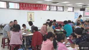 三重田心.田中里讀經班　培養子弟知書達禮