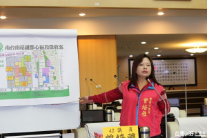 市議員曾培雅質詢，希望台南市鐵路地下化工程能在市長賴清德任內動工。