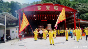 南港昭安宮30週年慶 擴大繞境祈求國泰民安