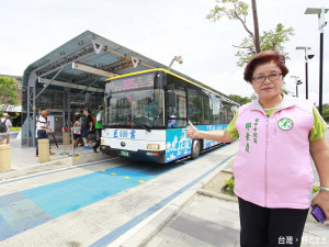 邱素貞議員關切免費公車政策